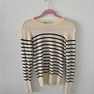 Zara White and Navy Striped Sweater